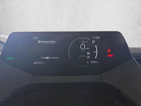 Used 2025 Toyota Prius LE FWD image 11