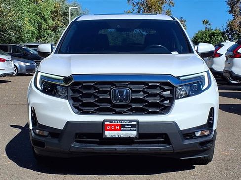 Used 2023 Honda Passport EX-L image 2