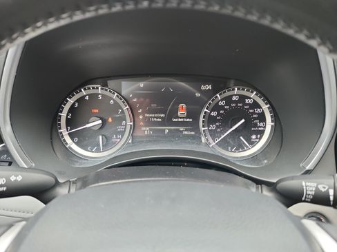 Used 2022 Toyota Highlander Limited AWD/4WD image 10
