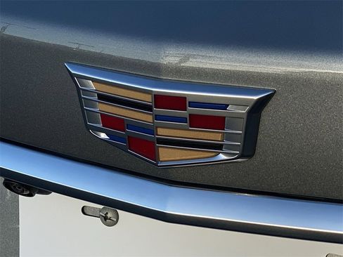 Certified 2025 Cadillac XT5 Premium Luxury image 37