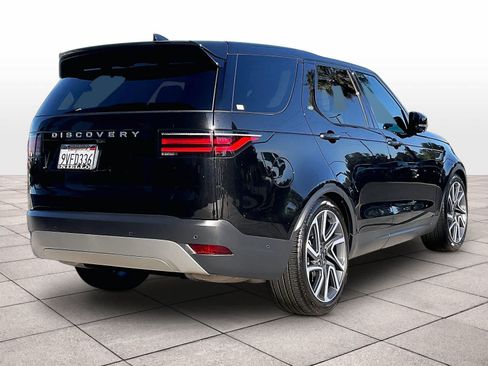 Used 2025 Land Rover Discovery S AWD/4WD image 15