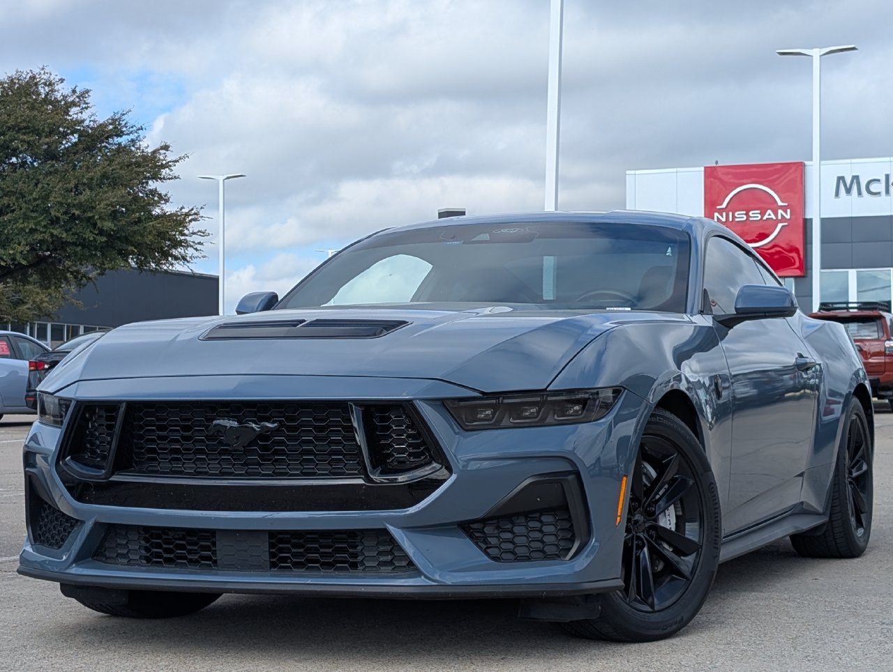 Used 2025 Ford Mustang GT RWD image 2
