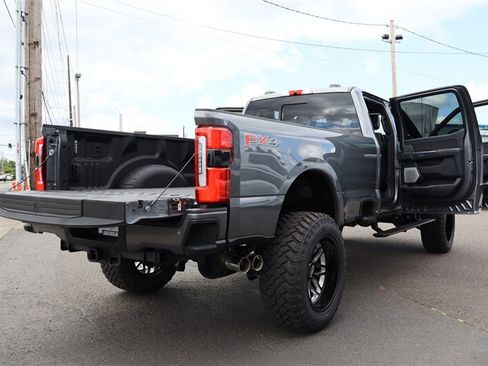 Used 2025 Ford F350 Platinum AWD/4WD image 42