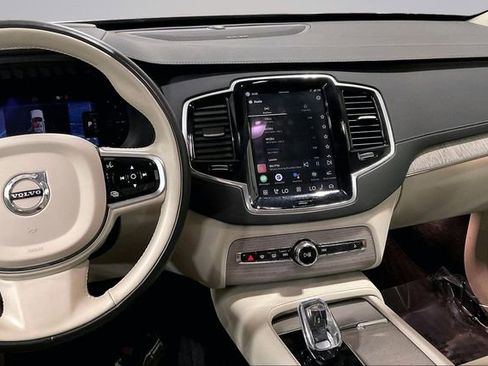 Certified 2024 Volvo XC90 T8 Ultimate w/ Protection Package Premier AWD/4WD image 9