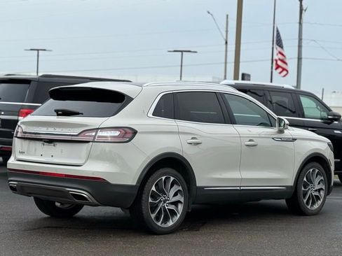 Used 2022 Lincoln Nautilus Reserve w/ Luxury Package image 37