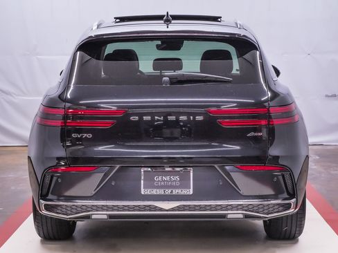 Certified 2026 Genesis GV70 2.5T Advanced image 7