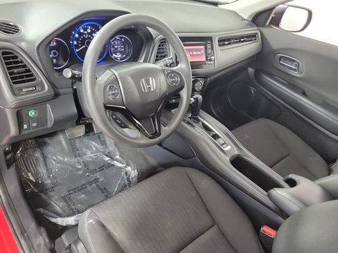 Used 2017 Honda HR-V LX image 18