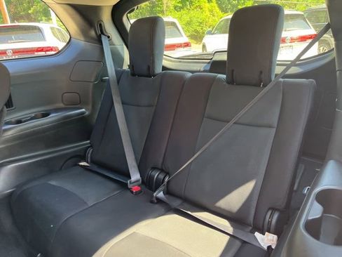 Used 2017 Nissan Pathfinder SV w/ SV Tech Package FWD image 14