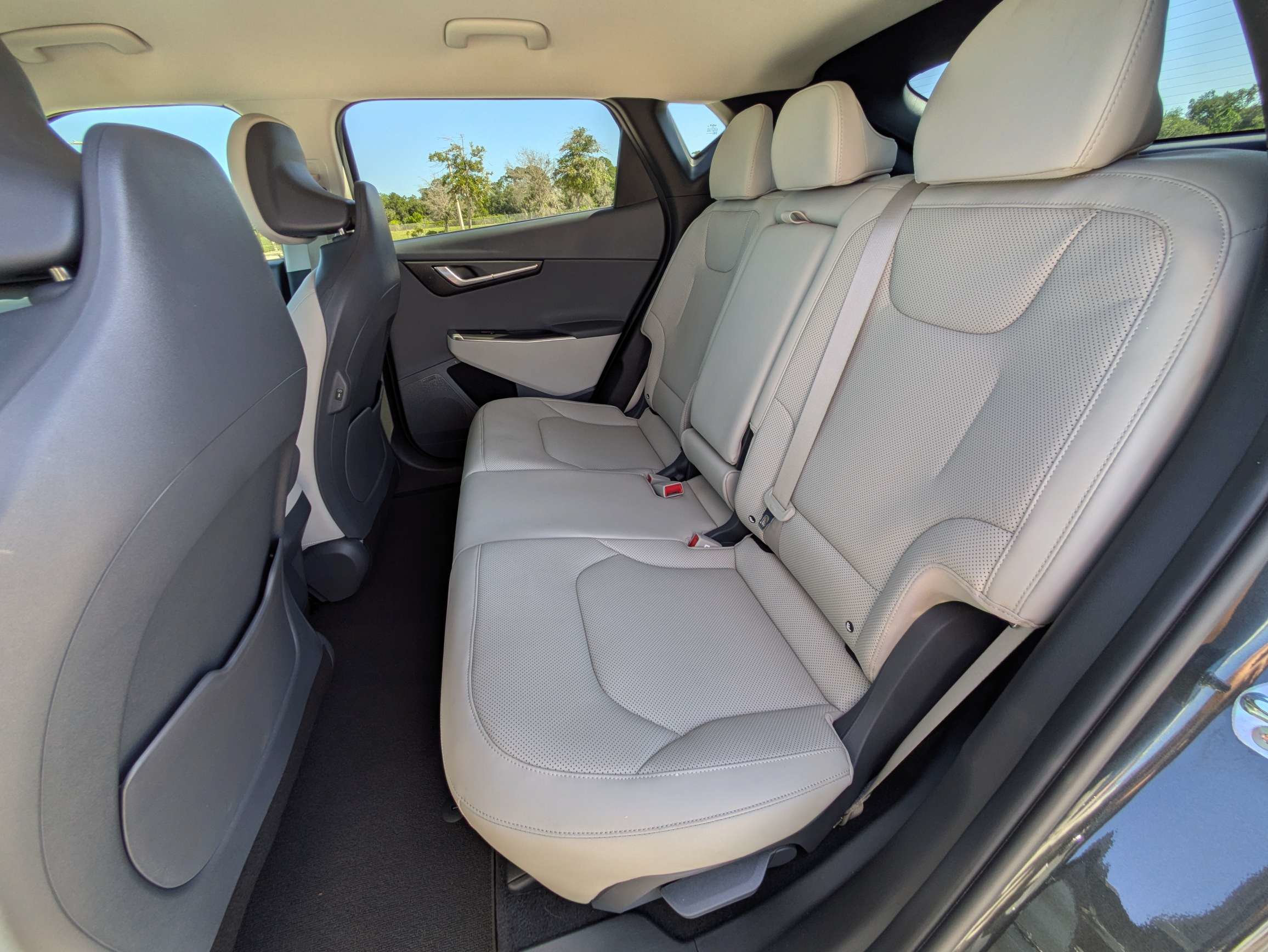 Certified 2022 Kia EV6 Wind RWD image 14