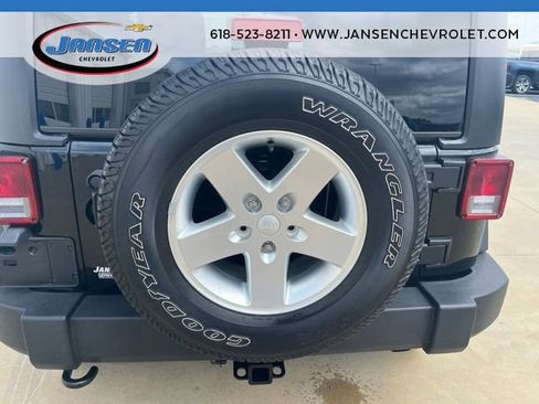 Used 2014 Jeep Wrangler Sport w/ Quick Order Package 24S AWD/4WD image 7