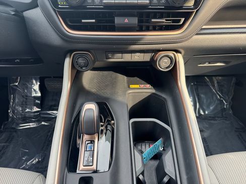 Used 2024 Toyota Grand Highlander AWD Hybrid image 11
