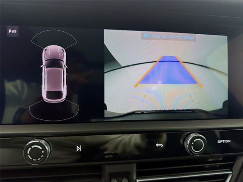 Certified 2023 Porsche Macan GTS image 25