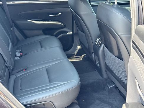 Used 2022 Hyundai Tucson Limited w/ Cargo Package FWD image 15