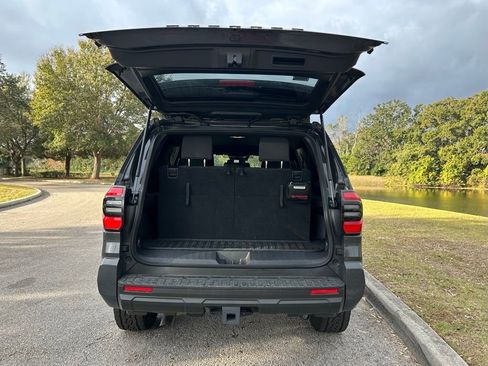 Used 2025 Toyota 4Runner SR5 image 10