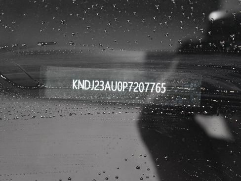 Used 2023 Kia Soul LX w/ LX Technology Package image 33