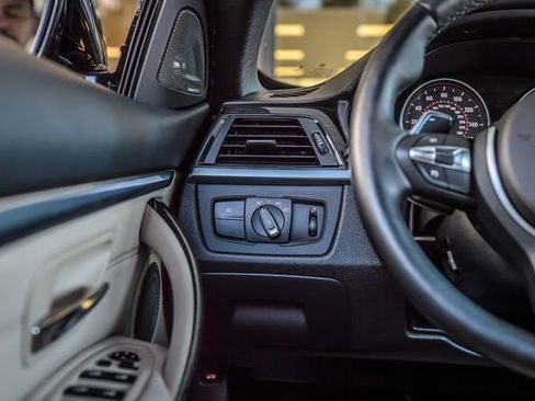 Used 2015 BMW 435i Convertible image 34