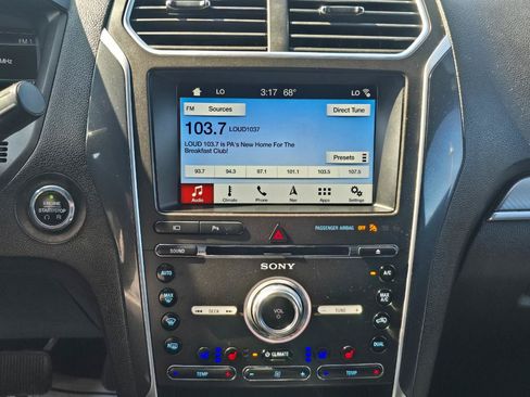 Used 2018 Ford Explorer Sport w/ Equipment Group 401A AWD/4WD image 9