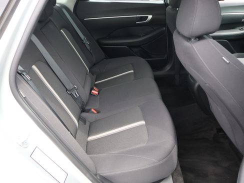 Used 2025 Hyundai Sonata SEL FWD image 12