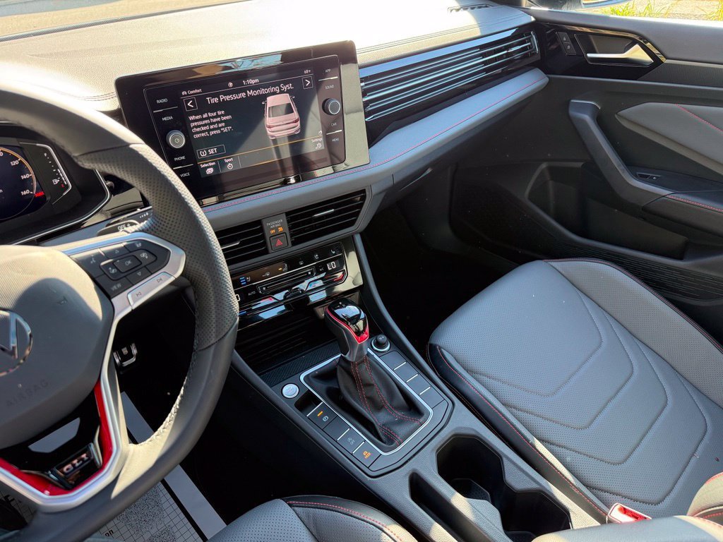 New 2026 Volkswagen Jetta GLI Autobahn FWD image 38