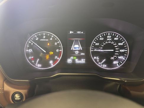 Used 2020 Subaru Outback Touring AWD/4WD image 12