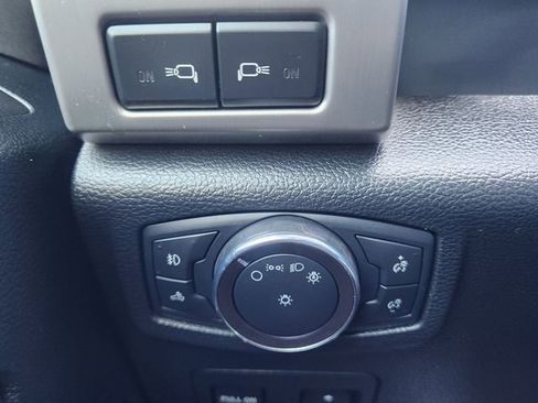 Used 2018 Ford F150 Platinum w/ Technology Package AWD/4WD image 35