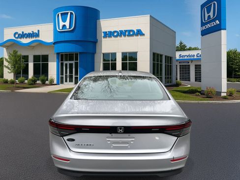Used 2024 Honda Accord EX image 5
