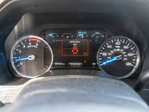 Used 2017 Ford F350 Platinum w/ Platinum Ultimate Package AWD/4WD image 20