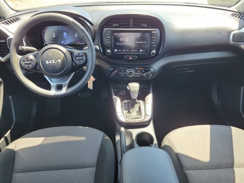 Used 2024 Kia Soul LX w/ Option Group 015 FWD image 15