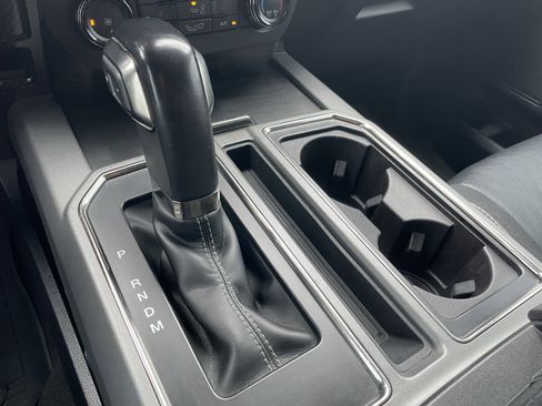 Used 2019 Ford F150 Raptor w/ Equipment Group 801A Mid image 19