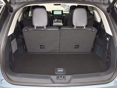 New 2026 Lincoln Aviator Reserve AWD/4WD image 37