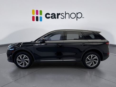 Used 2023 Lincoln Corsair FWD image 2
