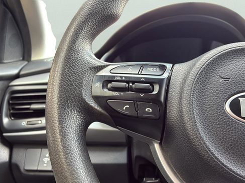 Used 2019 Kia Rio S w/ Technology Package FWD image 32