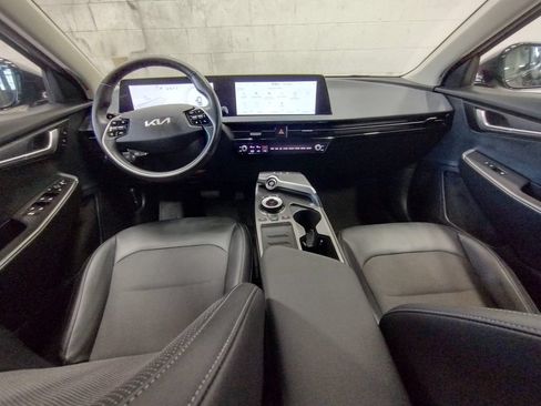 Used 2024 Kia EV6 Light AWD/4WD image 39