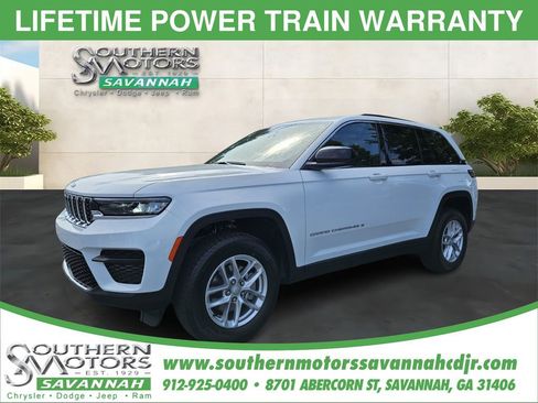 New 2024 Jeep Grand Cherokee Laredo X w/ Luxury Tech Group I RWD image 1