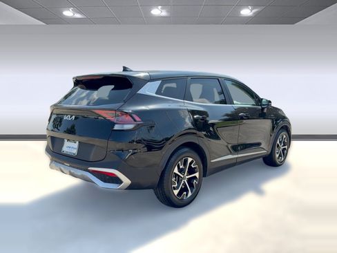 Used 2024 Kia Sportage EX FWD image 9