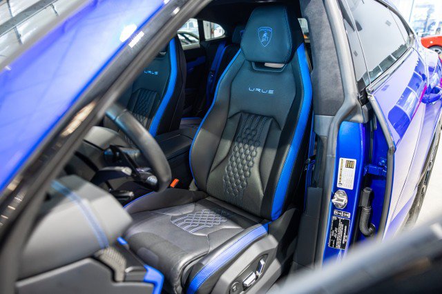 Used 2023 Lamborghini Urus S AWD/4WD image 10