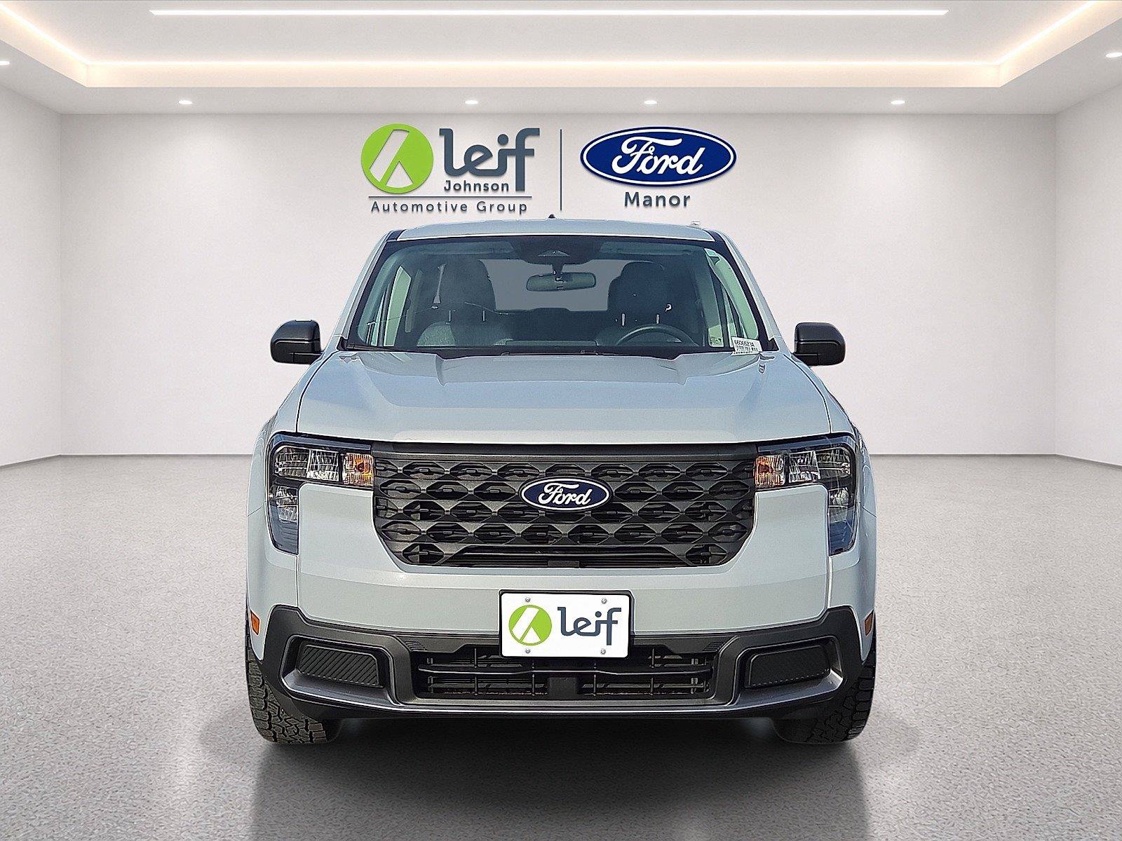 Used 2025 Ford Maverick XLT FWD image 2