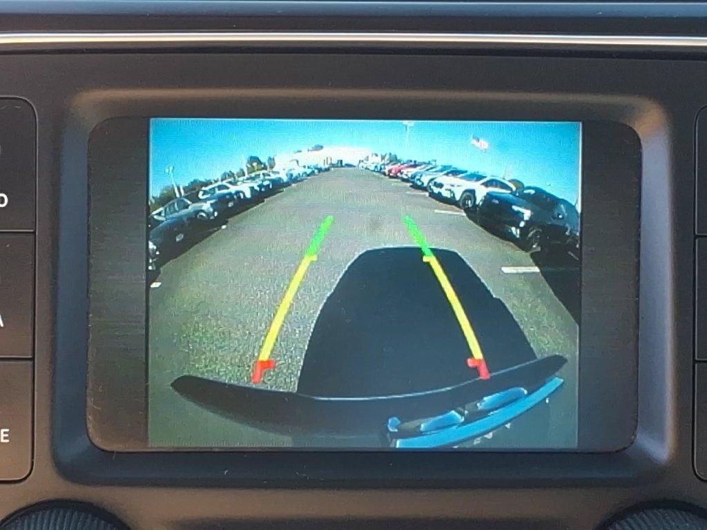 Used 2015 RAM 1500 Express AWD/4WD image 9