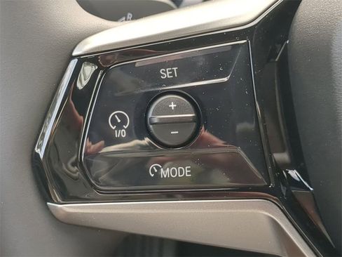 New 2026 BMW i5 eDrive40 w/ Premium Package image 26