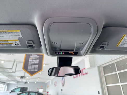 Certified 2023 Chevrolet Equinox LS w/ LS Convenience Package image 24