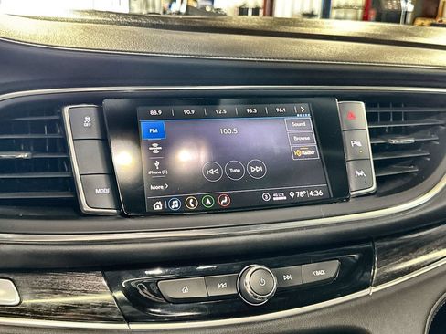 Used 2021 Buick Enclave Avenir w/ Trailering Package, 5000 lbs. FWD image 19