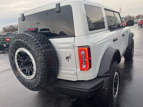 New 2025 Ford Bronco Badlands image 5