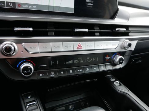 Used 2025 Kia Telluride S image 19