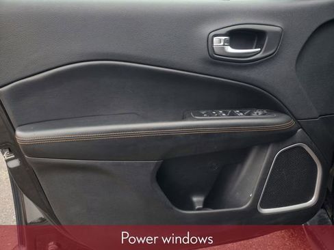 Used 2018 Jeep Compass Limited w/ Safe & Security Group AWD/4WD image 14