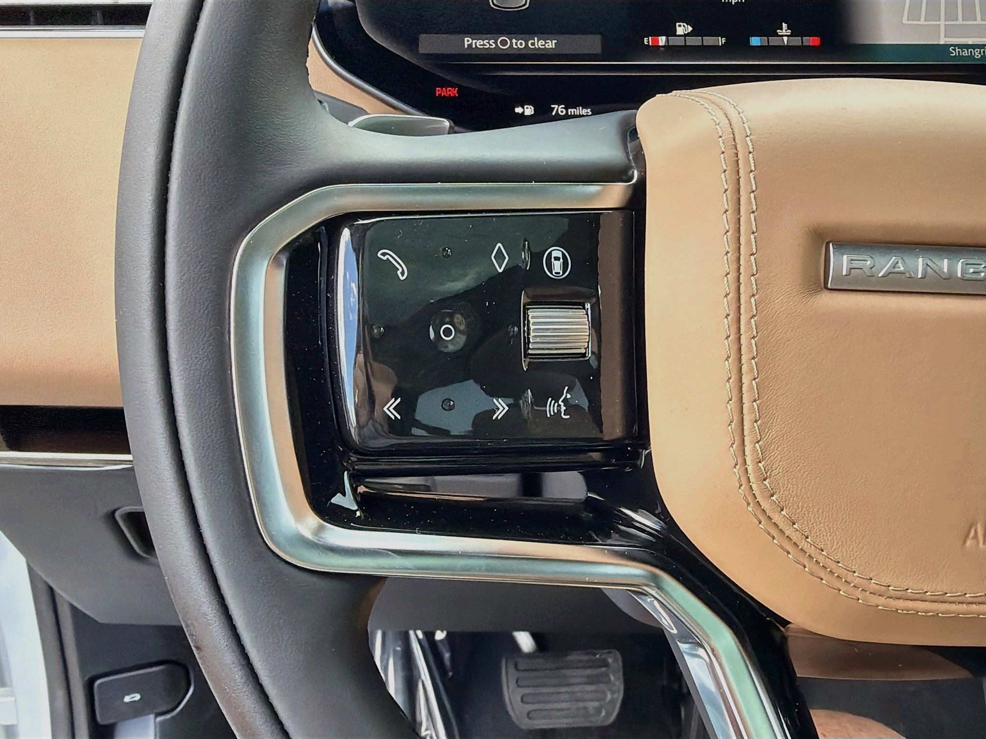New 2027 Land Rover Range Rover Sport SE AWD/4WD image 39