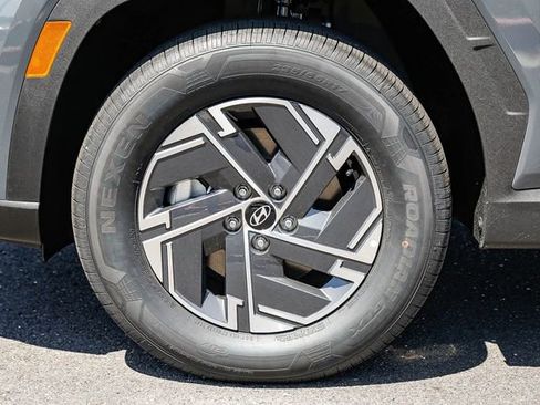 New 2026 Hyundai Tucson Blue SE AWD/4WD image 11