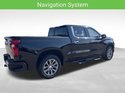 Used 2019 Chevrolet Silverado 1500 High Country w/ Z71 Off-Road Package AWD/4WD image 5
