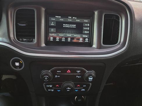 Used 2020 Dodge Charger SXT w/ Leather Interior Group image 22