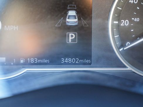 Used 2022 Nissan Versa SV image 26