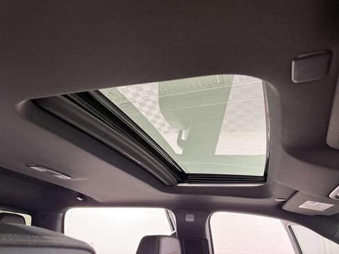 Used 2023 Chevrolet Silverado 1500 High Country w/ High Country Premium Package image 36